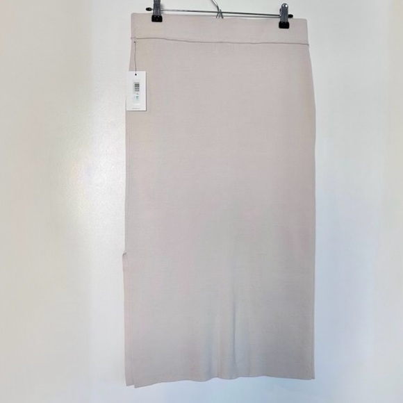 NWT Calvin Klein Taupe Ponte Pencil Skirt - Picture 2 of 2
